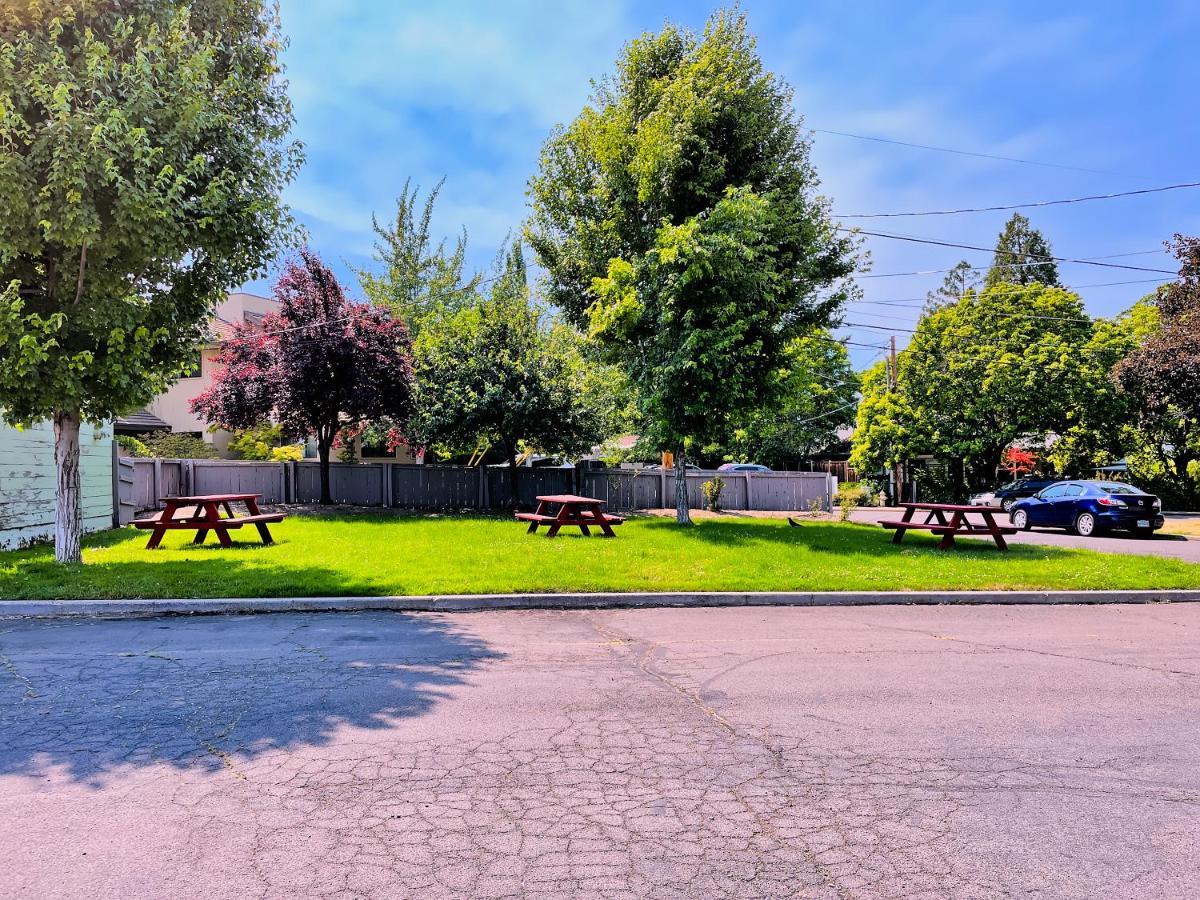 Ashland Motel - Oregon ภายนอก รูปภาพ